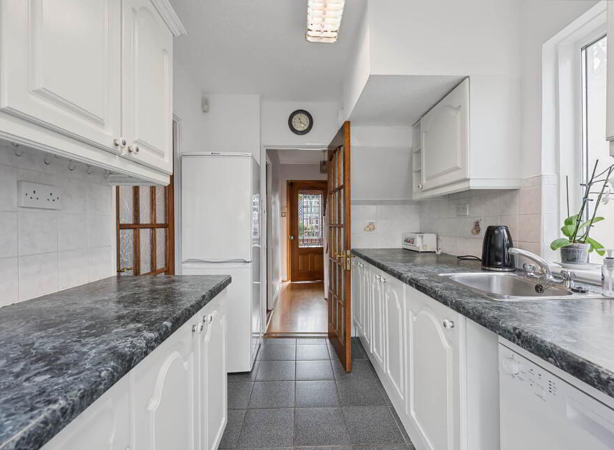 5 Oldtown Road, Santry, Dublin, D09N5X8