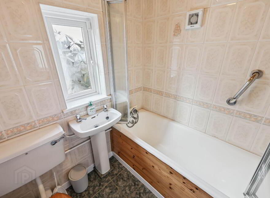 5 Oldtown Road, Santry, Dublin, D09N5X8