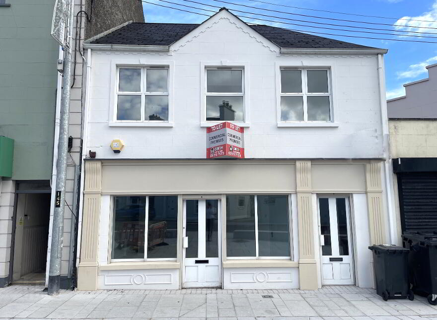 15 The Diamond, Castlederg, BT81 7AR photo