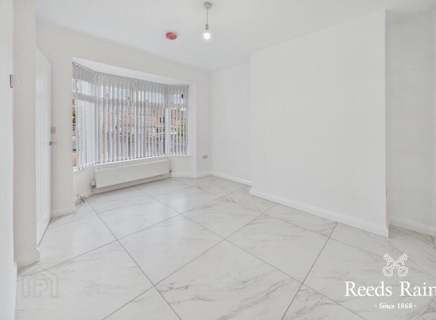11 Holmdene Gardens, Belfast, BT14 7LJ