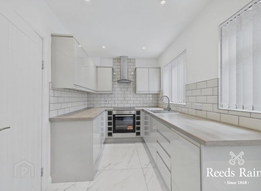 11 Holmdene Gardens, Belfast, BT14 7LJ
