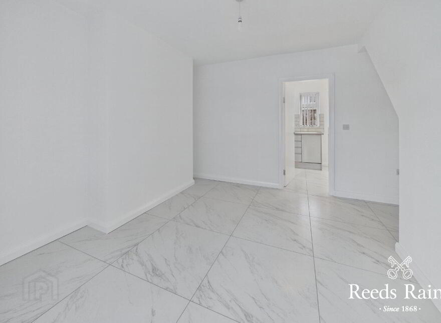 11 Holmdene Gardens, Belfast, BT14 7LJ