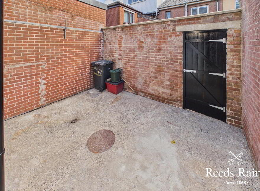 11 Holmdene Gardens, Belfast, BT14 7LJ