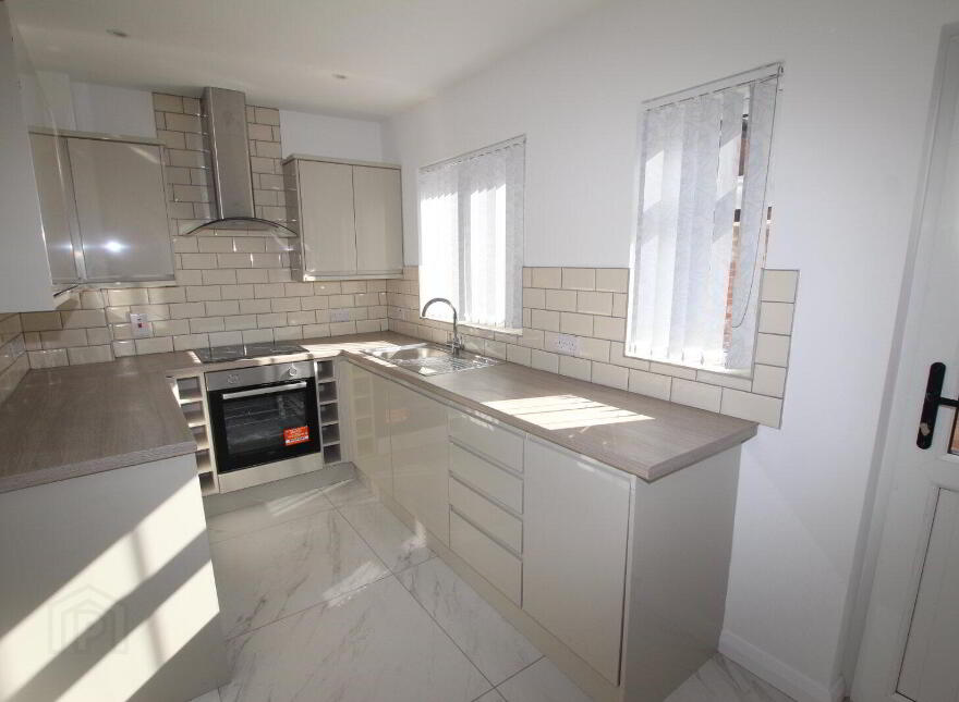 11 Holmdene Gardens, Belfast, BT14 7LJ