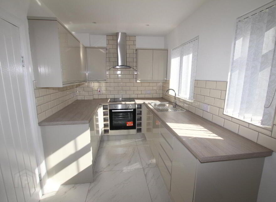 11 Holmdene Gardens, Belfast, BT14 7LJ