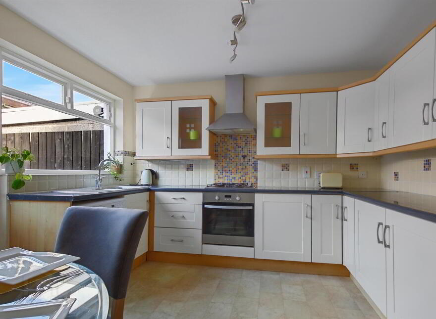 6 Hill Street, Dunmurry, Belfast, BT17 0AD