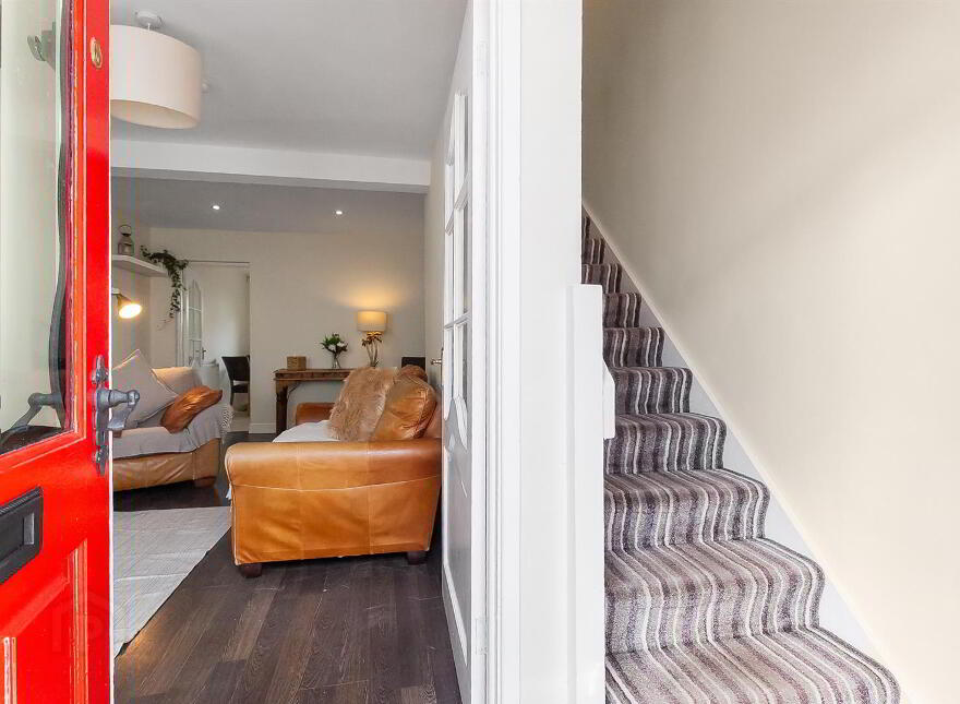 6 Hill Street, Dunmurry, Belfast, BT17 0AD