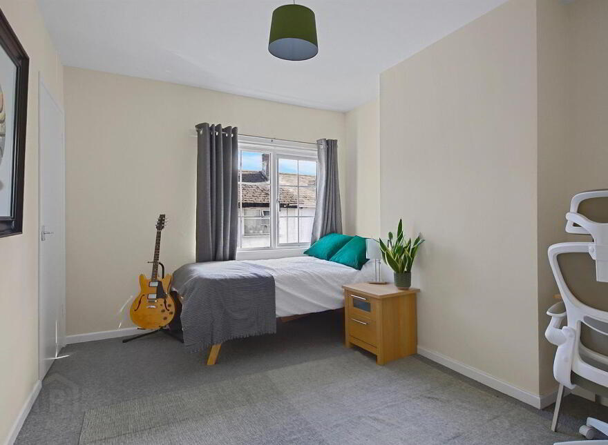 6 Hill Street, Dunmurry, Belfast, BT17 0AD