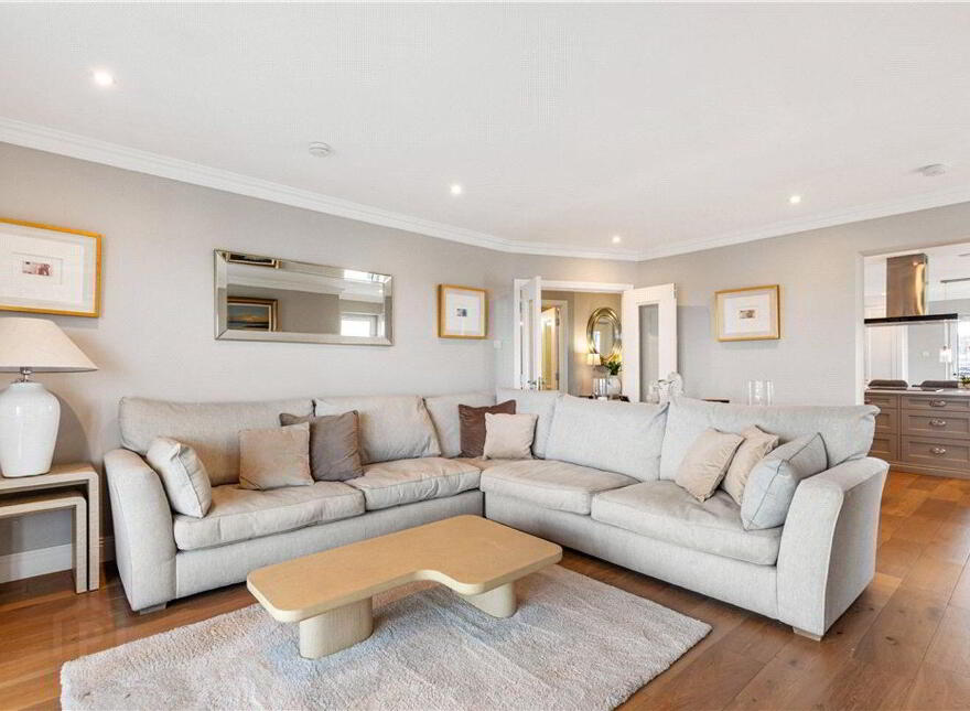 97 Salthill, Block, D Monkstown, Monkstown, A94WR29