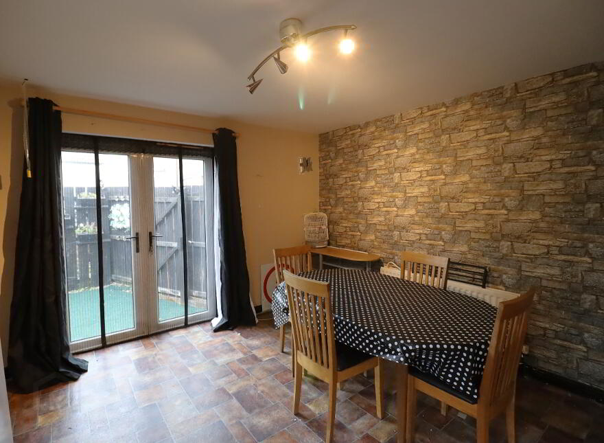 2 Seamount, Kilkeel, BT34 4FQ