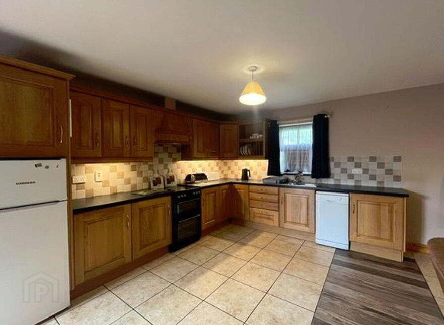 Ardmanagh Drive, Schull, P81XV84