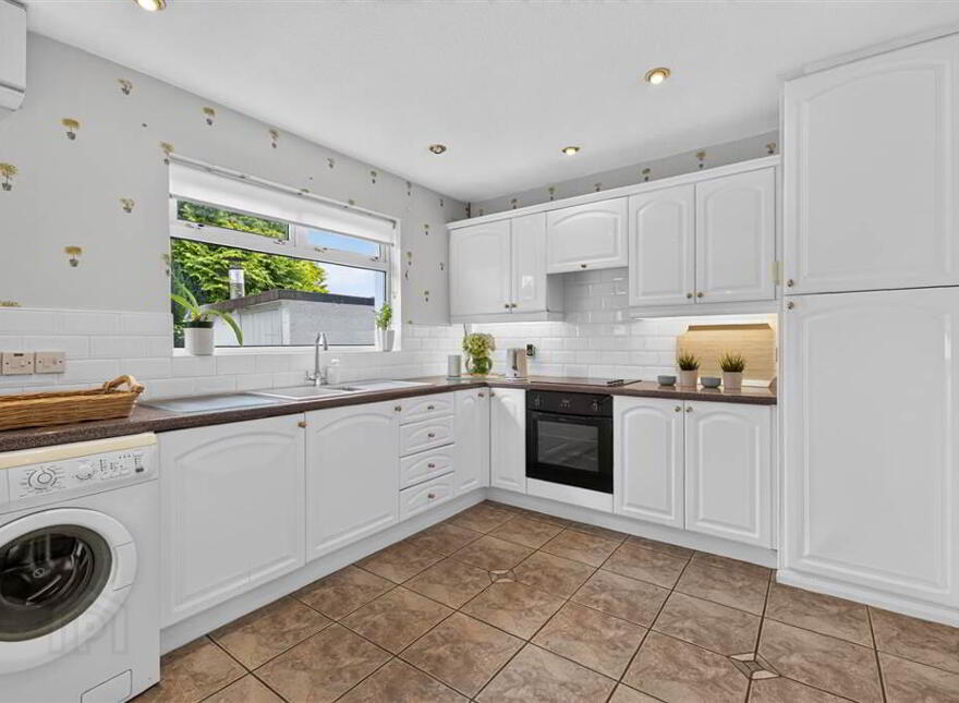 11 Ventnor Park, Lambeg, Lisburn, BT27 4LX