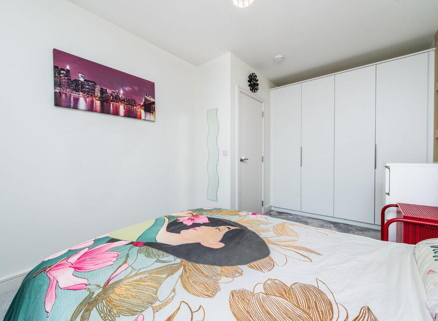 2 Whitethorn Lawn, Naas, W91A30R