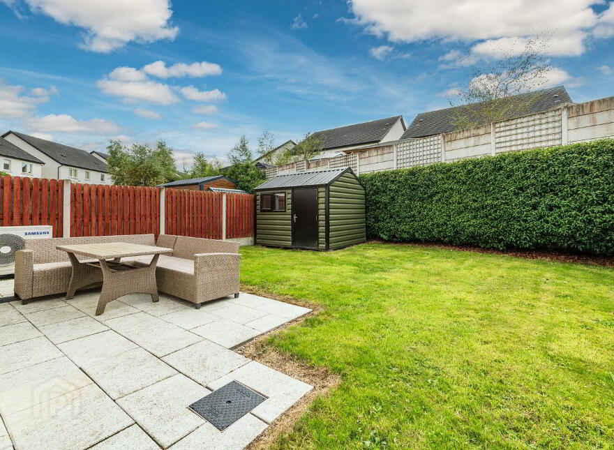 2 Whitethorn Lawn, Naas, W91A30R