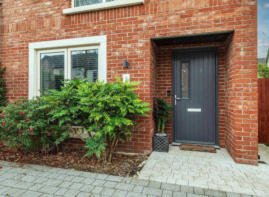 2 Whitethorn Lawn, Naas, W91A30R