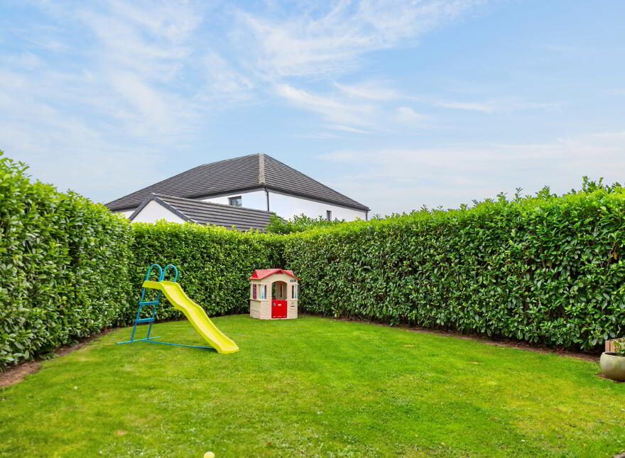 33 Castlegate, Galgorm, Ballymena, BT42 1SD