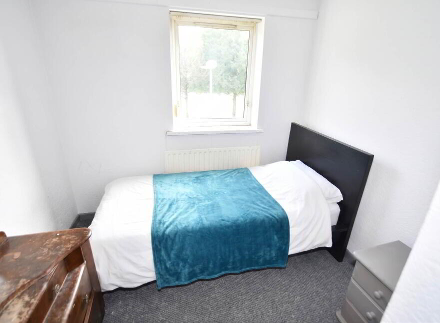 10 Laurel Park, Twinbrook, Belfast, BT17 0DP