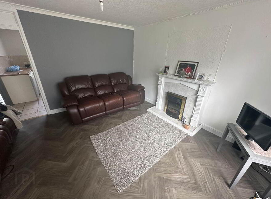 10 Laurel Park, Twinbrook, Belfast, BT17 0DP