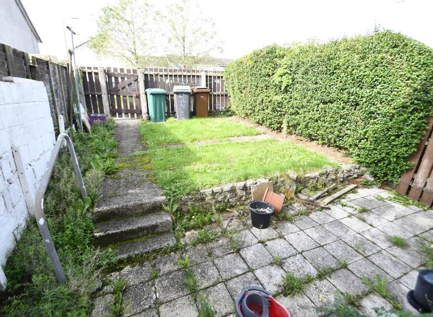 10 Laurel Park, Twinbrook, Belfast, BT17 0DP