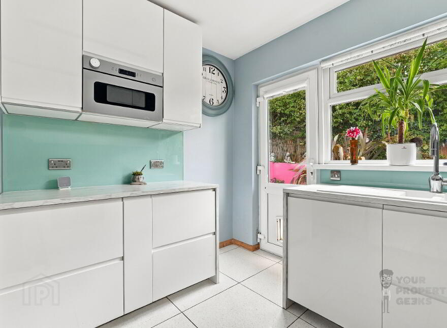 1 Annavale Drive, Carryduff, BT8 8NY
