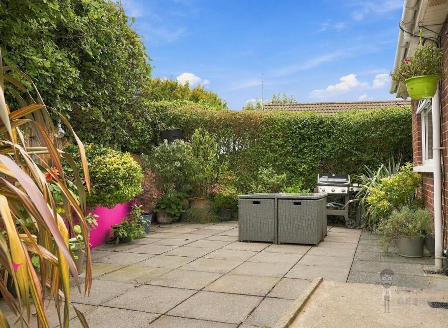 1 Annavale Drive, Carryduff, BT8 8NY