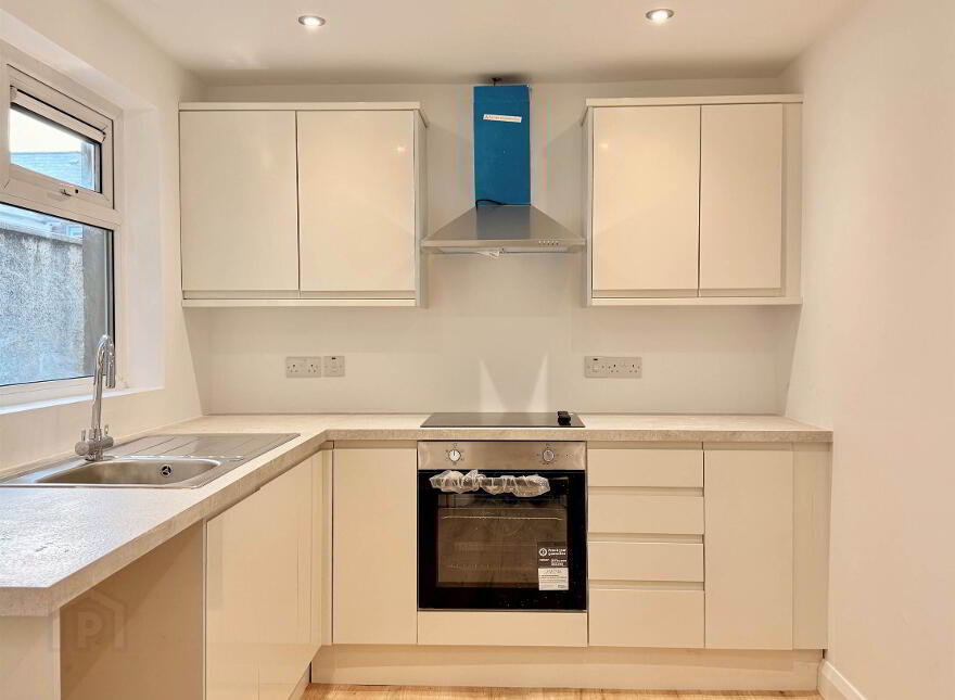 33 Portallo Street, Cregagh, Belfast, BT6 9BE