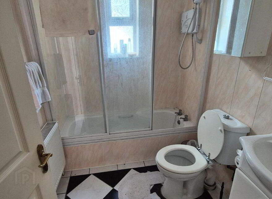 58 Erne Street, Ballyshannon, F94F821