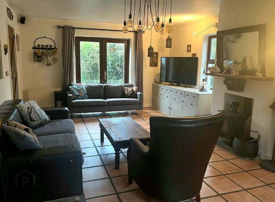 Caherverane, Lowertown, Lowertown, P81H902