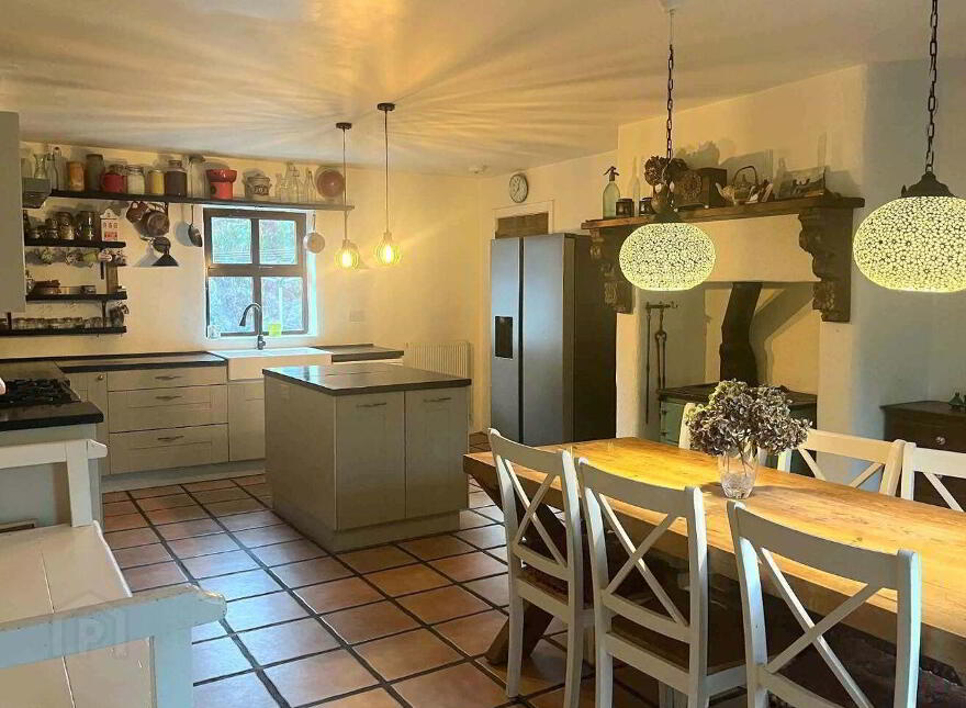 Caherverane, Lowertown, Lowertown, P81H902