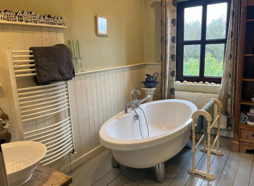 Caherverane, Lowertown, Lowertown, P81H902
