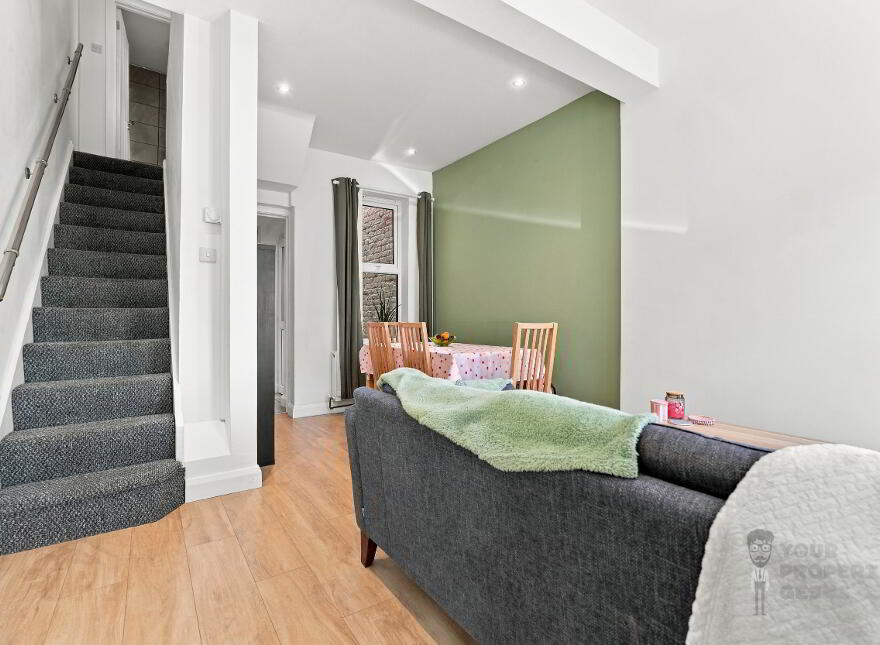 34 Avondale Street, Belfast, BT5 5DB