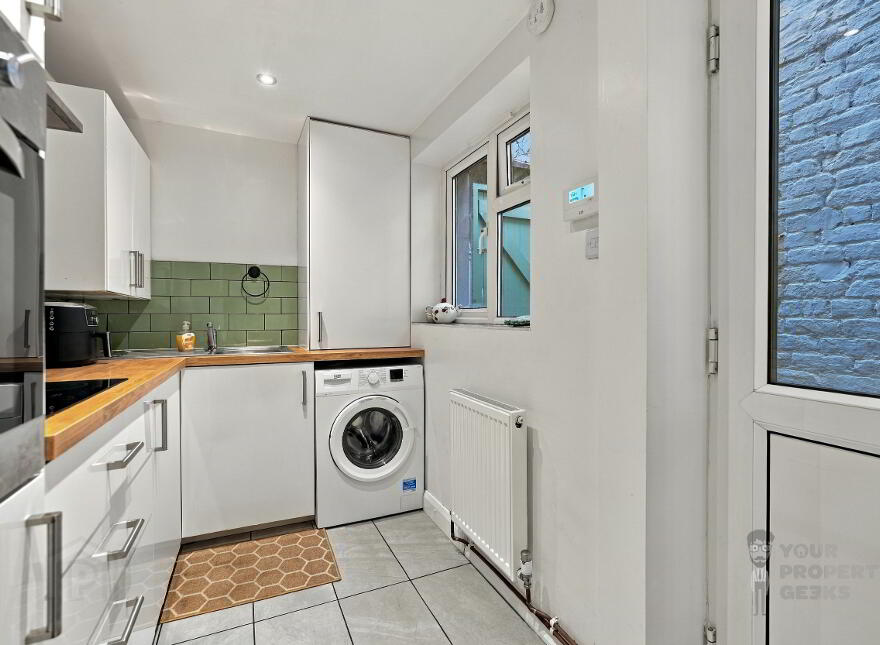 34 Avondale Street, Belfast, BT5 5DB