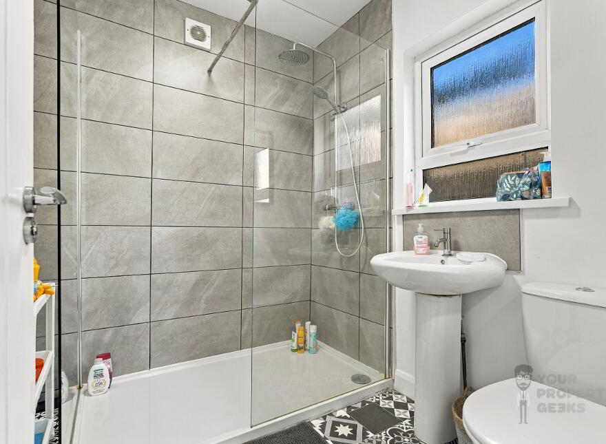 34 Avondale Street, Belfast, BT5 5DB