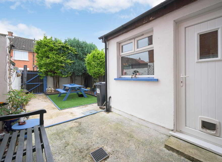 63 Larkfield Road, Belfast, BT4 1QF