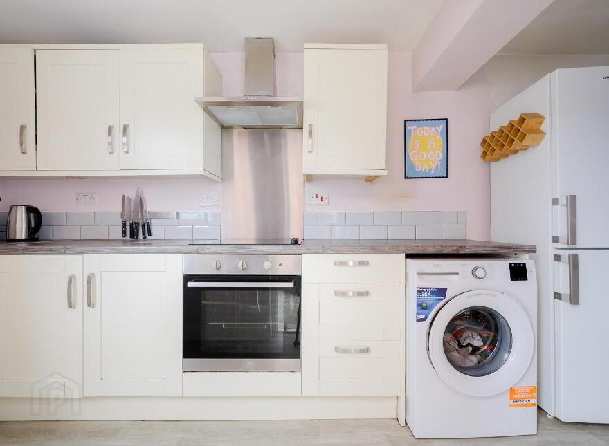 63 Larkfield Road, Belfast, BT4 1QF