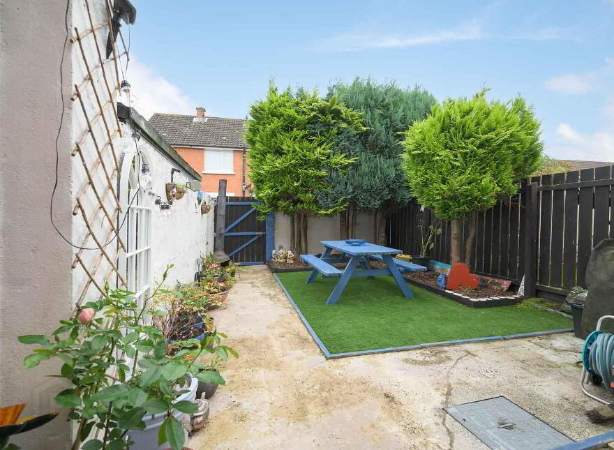 63 Larkfield Road, Belfast, BT4 1QF