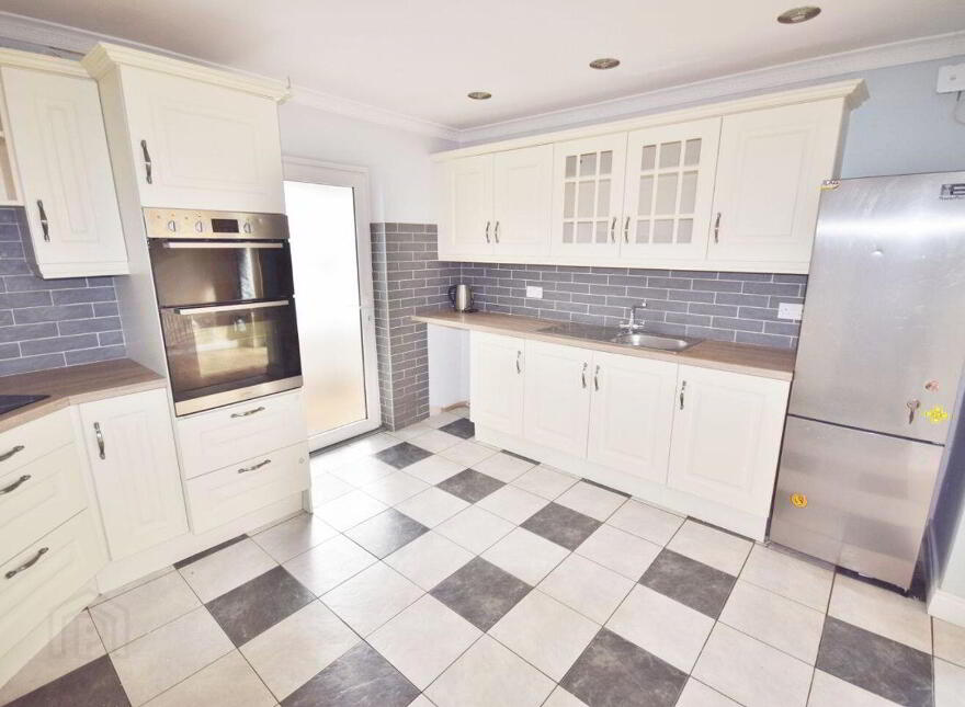 45 Ballygologue Park, Listowel, V31E379