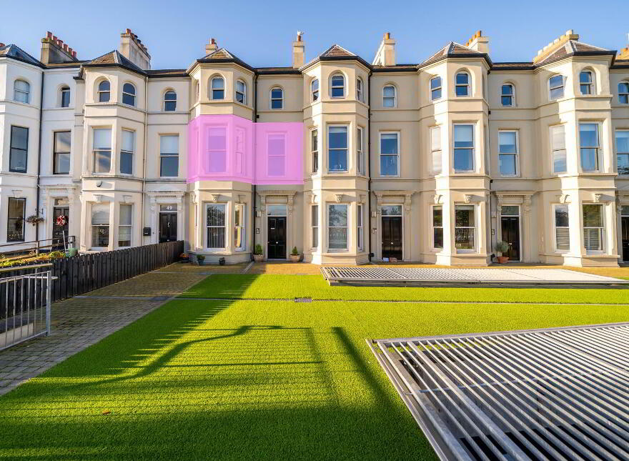 50 (Apt. 2), Queens Parade, Bangor, BT20 3BH