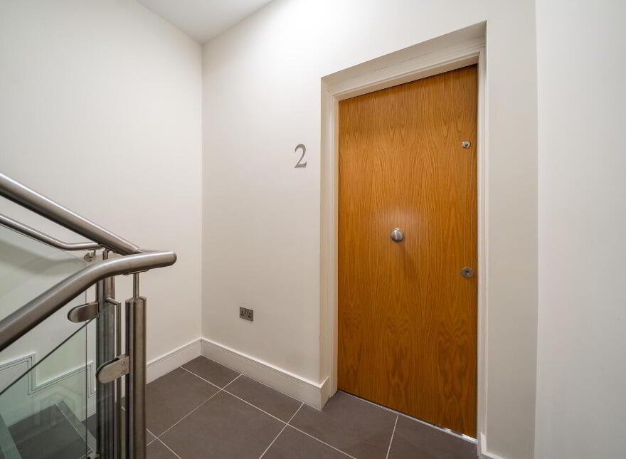 50 (Apt. 2), Queens Parade, Bangor, BT20 3BH