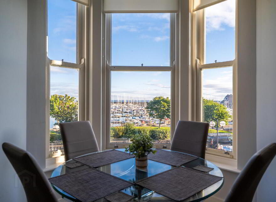 50 (Apt. 2), Queens Parade, Bangor, BT20 3BH