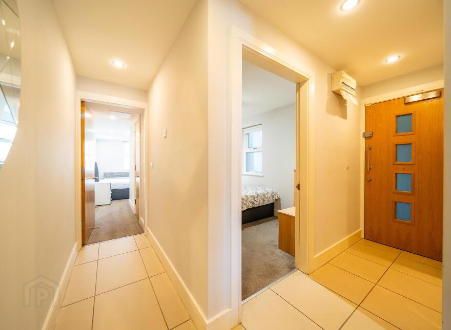 50 (Apt. 2), Queens Parade, Bangor, BT20 3BH