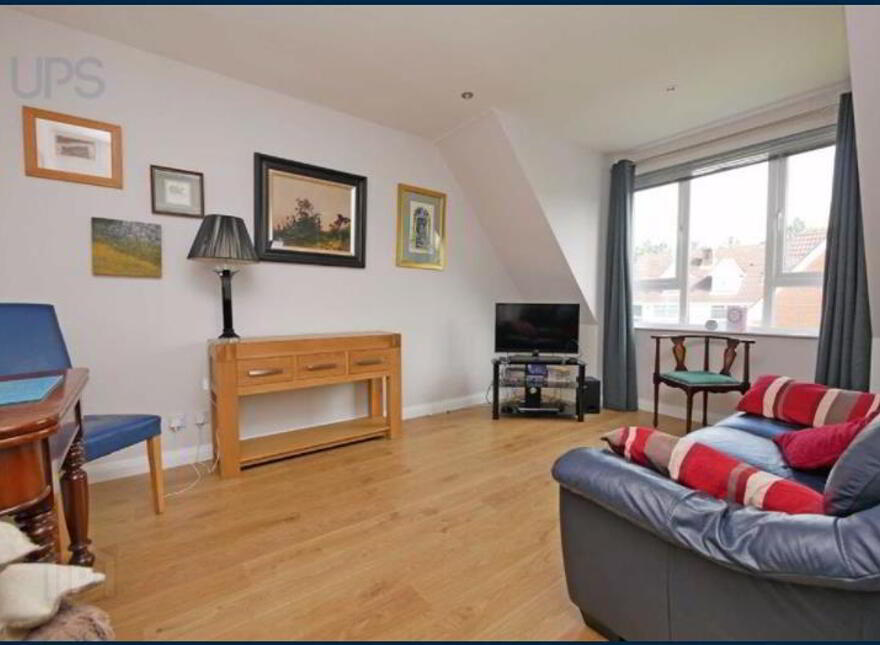 35B Carnbrae Park, Castlereagh, Belfast, BT8 6TP