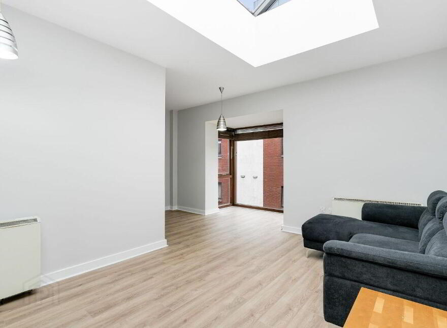 Townhouse, 5 Brabazon Hall, Ardee Street, Dublin 8, D08XW80