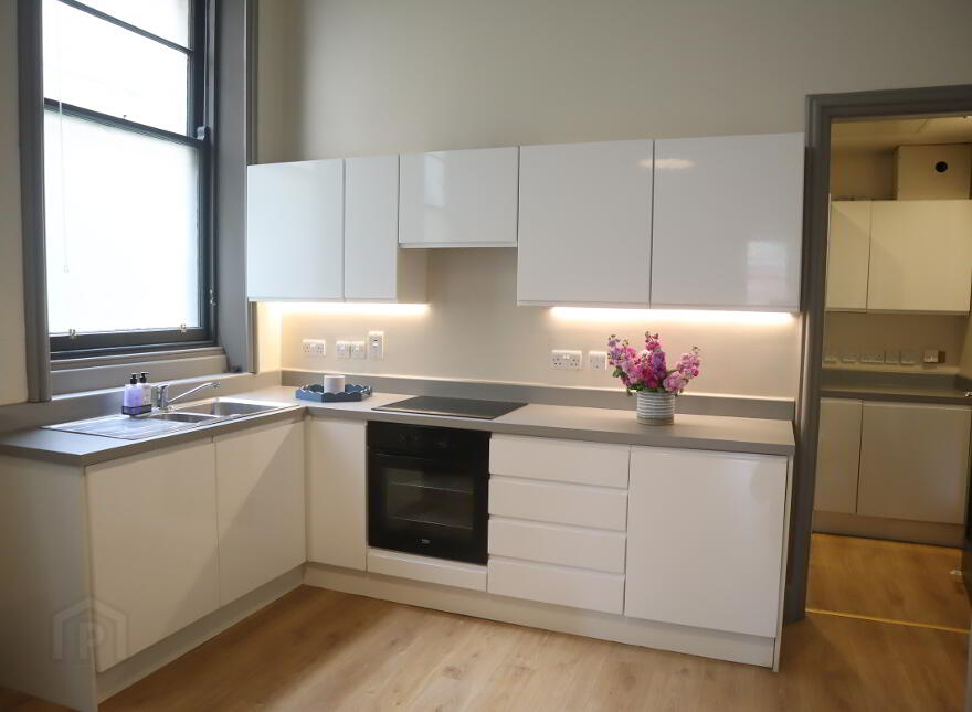 Apt 1, 1 Sussex Place, Belfast, BT2 8AL