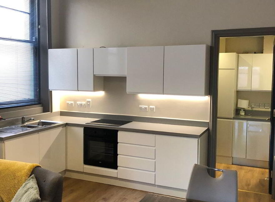 Apt 1, 1 Sussex Place, Belfast, BT2 8AL