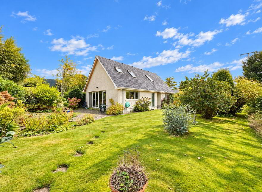 89b Station Road, Greenisland, Carrickfergus, BT38 8UW