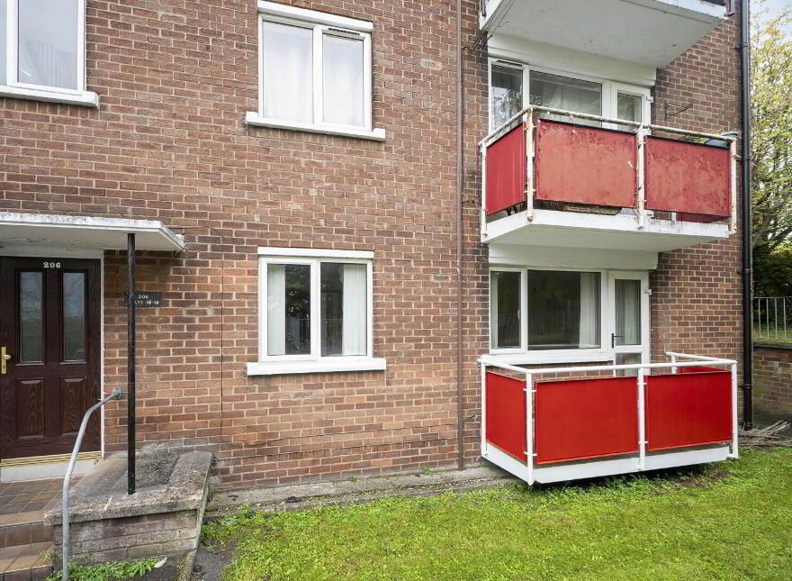 Apt 11, 206 Lisburn Road, Belfast, BT9 6GD
