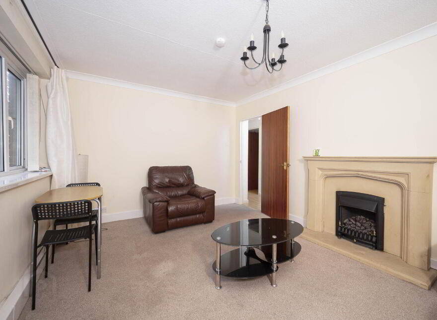Apt 11, 206 Lisburn Road, Belfast, BT9 6GD
