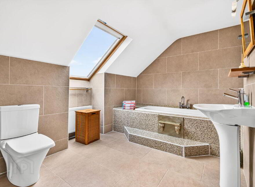 Hill View House, Ardfarna, Bundoran, F94HY96