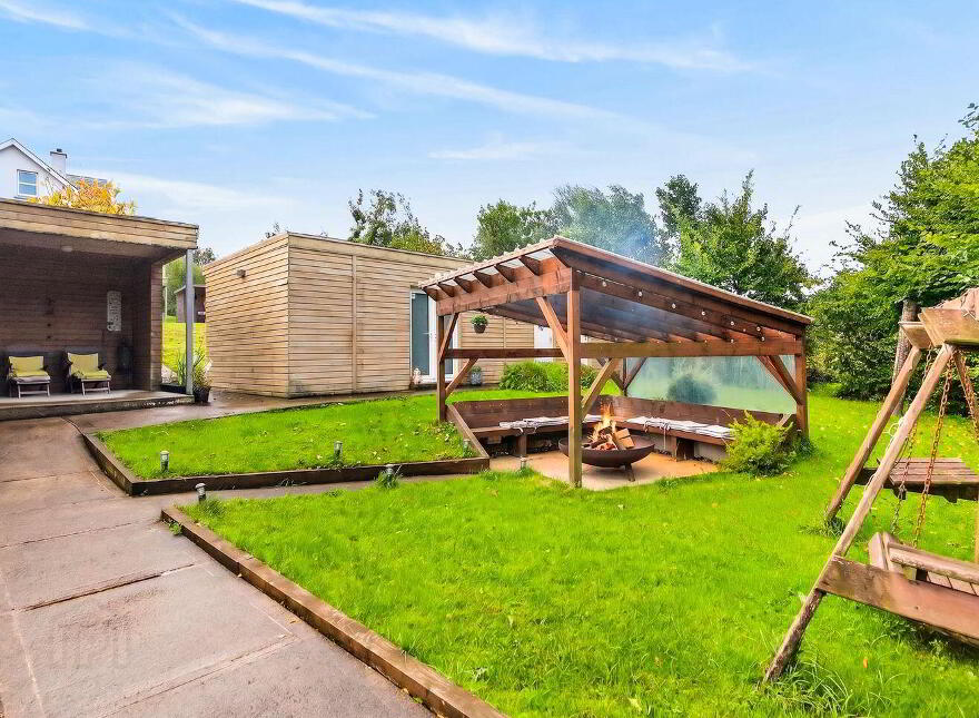 Hill View House, Ardfarna, Bundoran, F94HY96